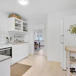 Cozy In With Kitchen 度假居 Tranekær