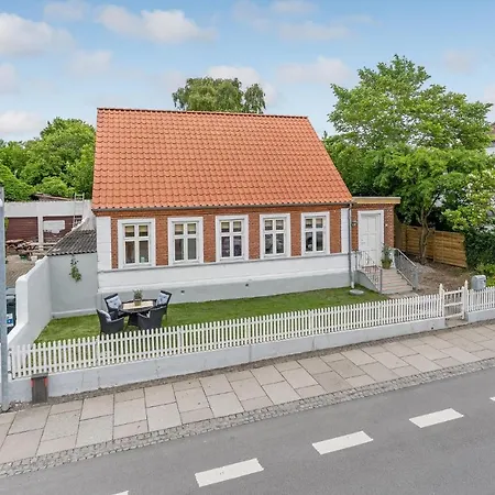 Cozy In With Kitchen Holiday home Tranekaer