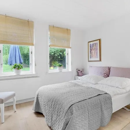 Cozy In With Kitchen Holiday home *
