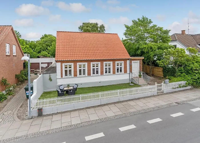 Cozy In With Kitchen Casa de Férias Tranekær